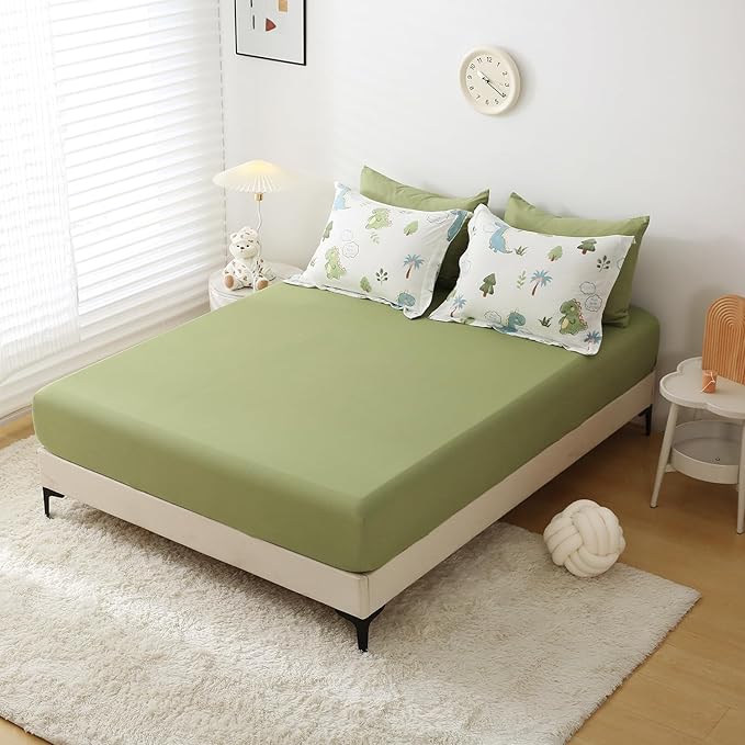 Wajade Kids Dinosaurs Comforter Set Bed in A Bag Twin Size 7 Piece Cute Green Dinosaur Jungle Bedding Set for Girls Boys (1 Comforter, 1 Flat Sheet, 1 Fitted Sheet, 2 Pillowcase and 2 Pillow Sham)