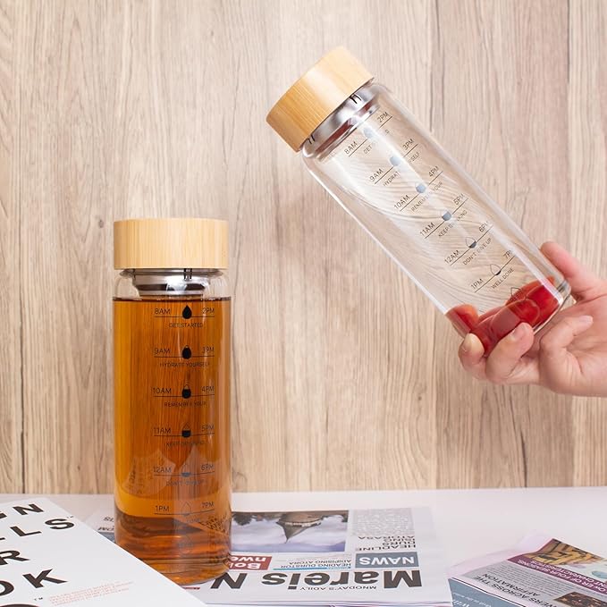 25oz Glass Water Bottle, Leak-Proof, with Stainless Steel Tea Infuser, BPA-Free, Suitable for Office, Car, Gym, and Travel, Reusable, for Hot and Cold Beverages (Circular-25oz-2pcs)