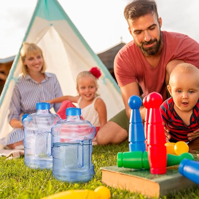 2 Pieces Water Jugs Round Plastic Water Bottle Portable Water Jug with Handle Leakproof Screw Cap Reusable Large Capacity Water Bottle for Camping Outdoor Travel Gym Use(1 Gallon)