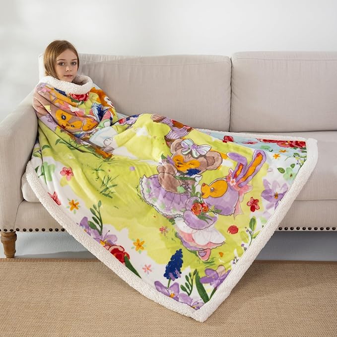 COSUSKET Daffy Bear Throw Blanket, Kids Super Soft Fuzzy Plush Sherpa Furry Fleece Throw Blanket 50 x 60 Inches Boys Girls Gifts