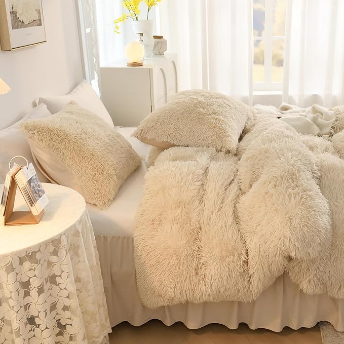 Litanika Plush Beige Comforter Queen, Luxury Fluffy Fuzzy Bedding Set for Queen Bed, Ultra Soft Velvet Faux Fur Comforter 3 Pieces(1 Shaggy Comforter 90×90 Inch, 2 Pillowcases)
