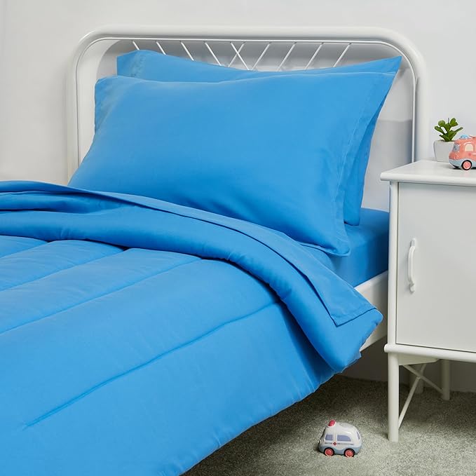 Amazon Basics 5 Piece Microfiber Kid's Bed-in-a-Bag Bedding Set, Toddler, Blue, Solid