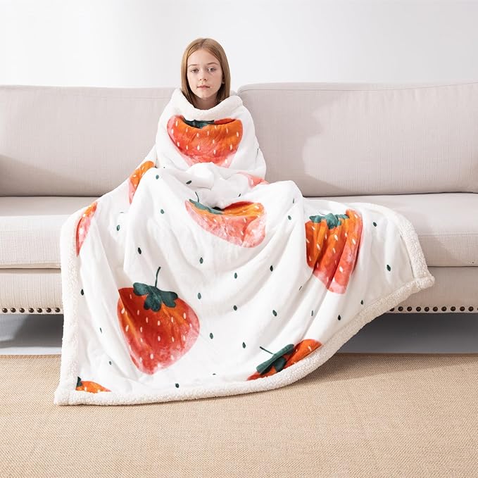 COSUSKET Throw Blanket for Kids Sherpa 50×60 inches, Strawberry Fruit Blankets, Super Soft Fuzzy Plush Flannel Blanket Boys Girls Gifts
