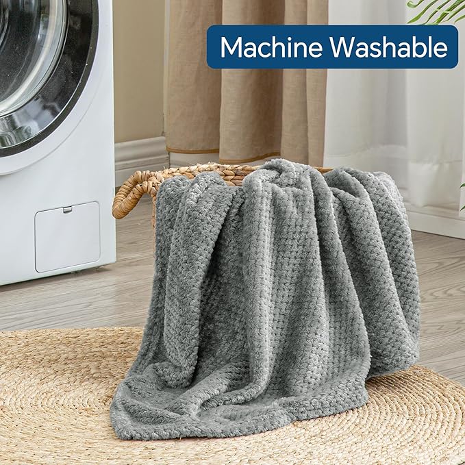 BEDELITE Travel Blanket Airplane Compact with Bag, Portable and Packable 2 in 1 Jacquard Travel Pillow and Blanket Set, Airplane Blanket Travel Essentials with Luggage Sleeve & Backpack Clip, Grey