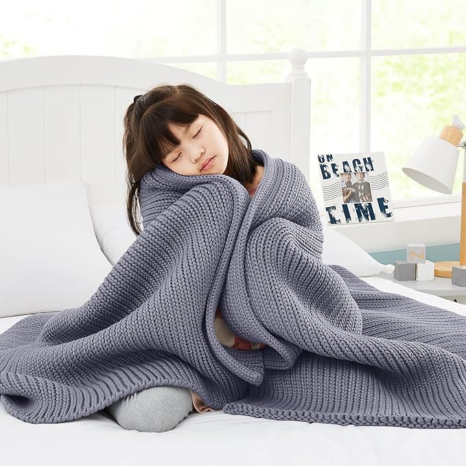 Knitted Weighted Blanket(Light Grey 50"x60" 7lbs),Home Décor Cooling Throw Blanket for Hot Sleepers,Hand Made Chunky Knit Heavy Blanket Use on Twin Size Bed