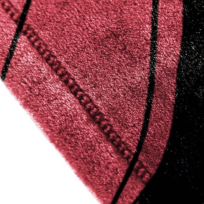 Marvel Deadpool Hearts Plush Throw Blanket - Measures 50 x 70 inches, Red and Black Super Soft Lightweight Fleece Bedding